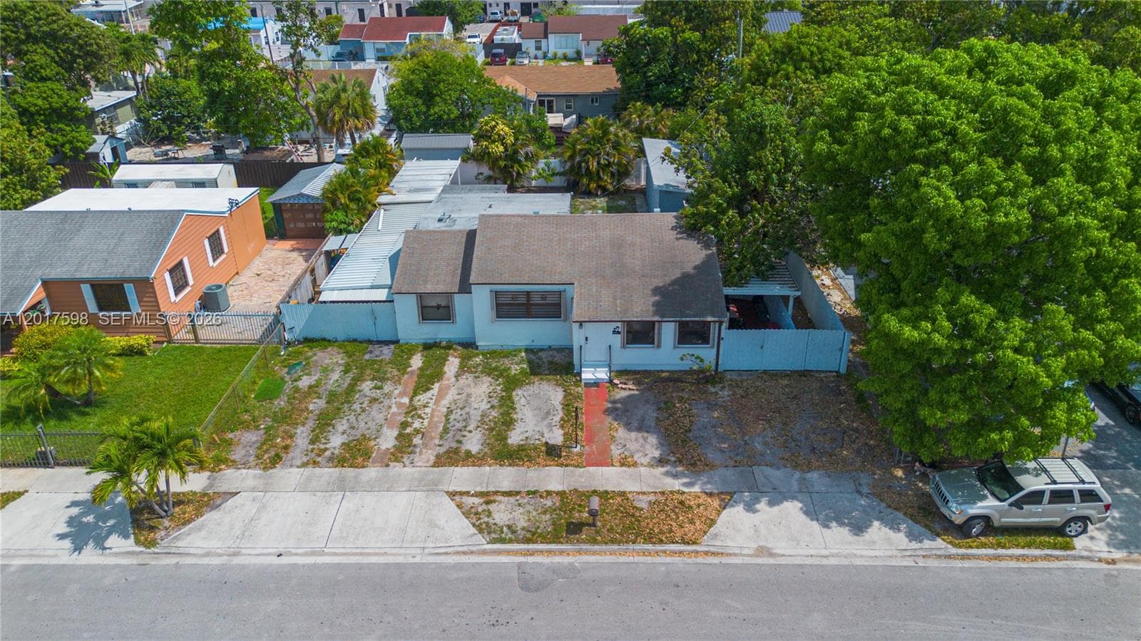 661 E 7th St, Hialeah FL 33010 — 2