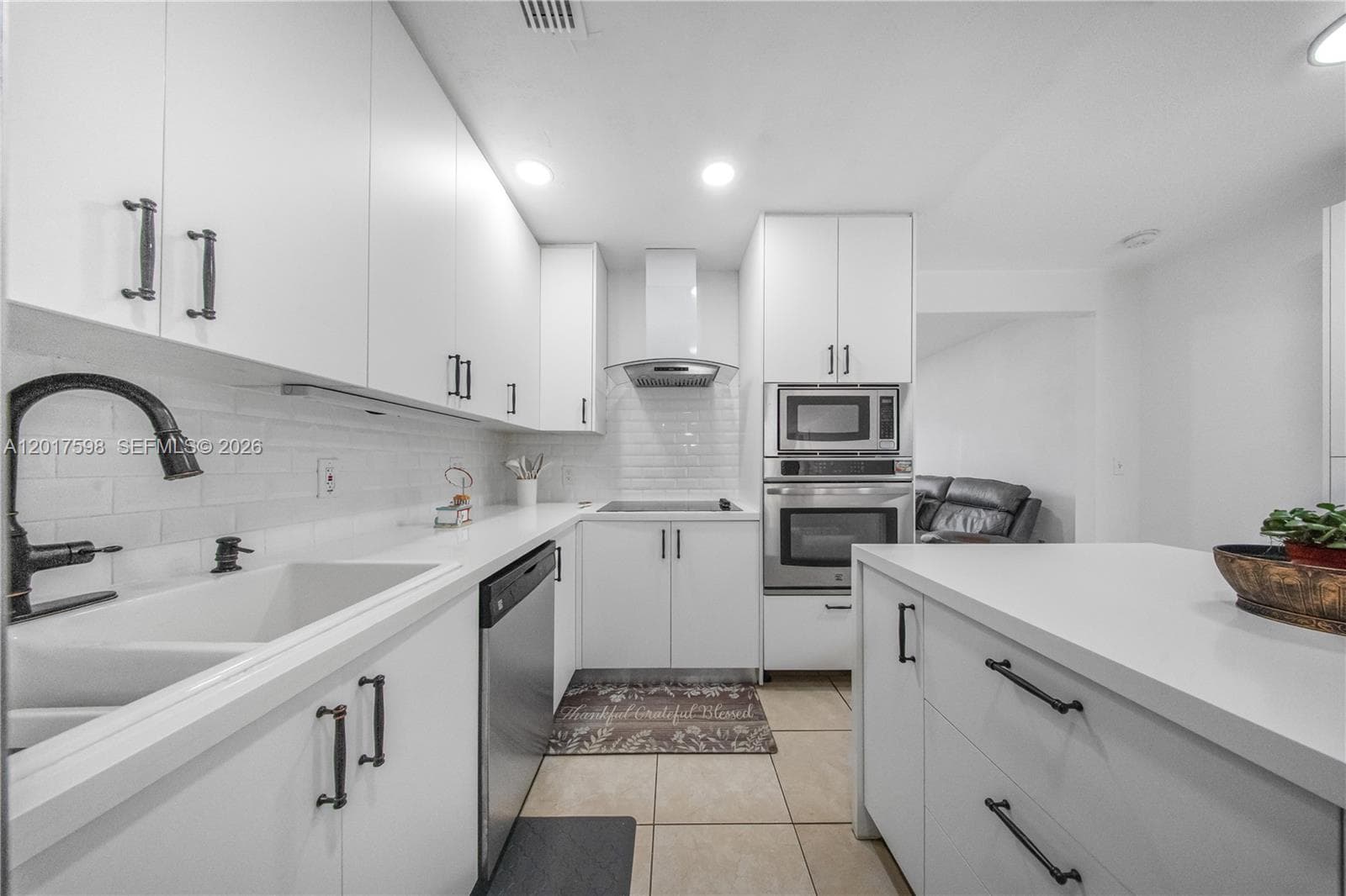 661 E 7th St, Hialeah FL 33010 — 13