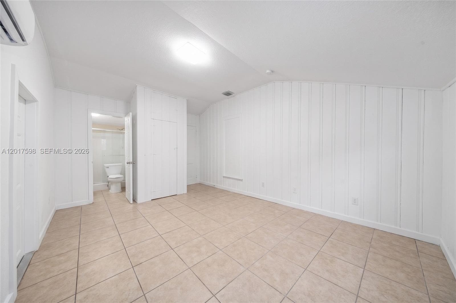 661 E 7th St, Hialeah FL 33010 — 49