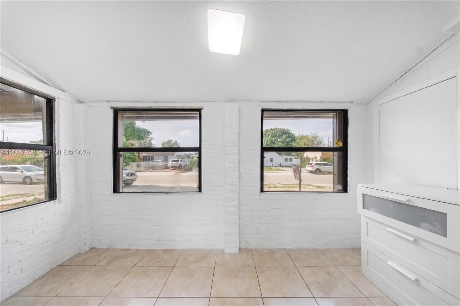 661 E 7th St, Hialeah FL 33010 — 44
