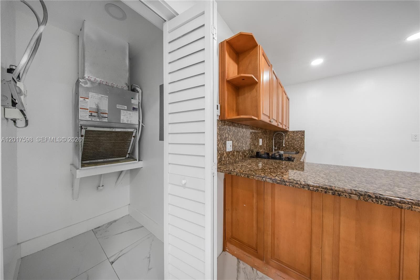 661 E 7th St, Hialeah FL 33010 — 29
