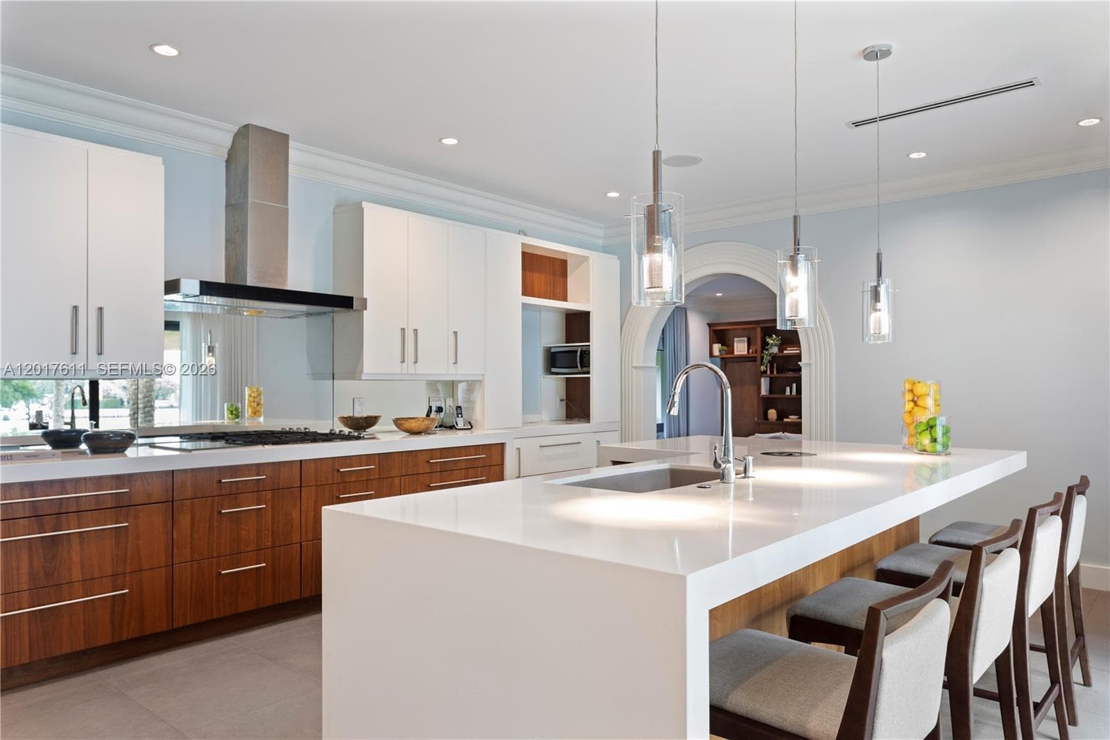 250 W San Marino Dr, Miami Beach FL 33139 — 5
