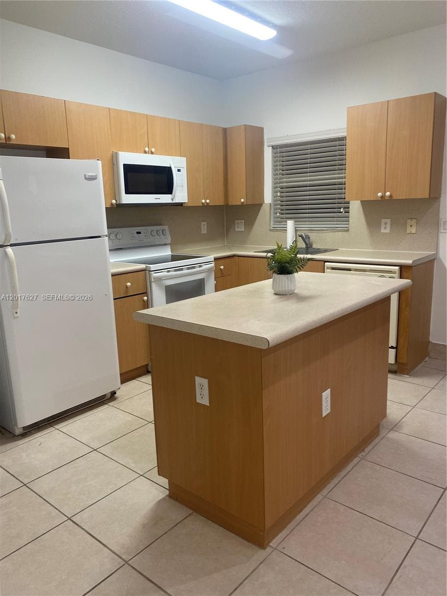 2953 SE 15th Ter, Homestead FL 33035 — 4