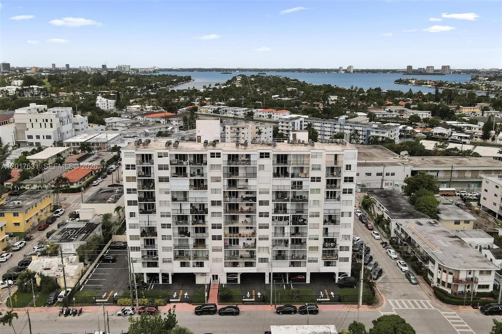 7850 Byron Ave # 702, Miami Beach FL 33141 — 41