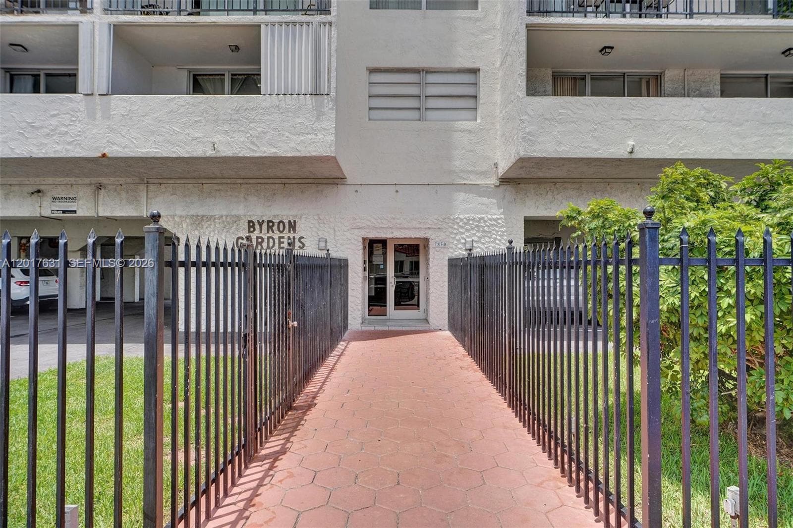 7850 Byron Ave # 702, Miami Beach FL 33141 — 4