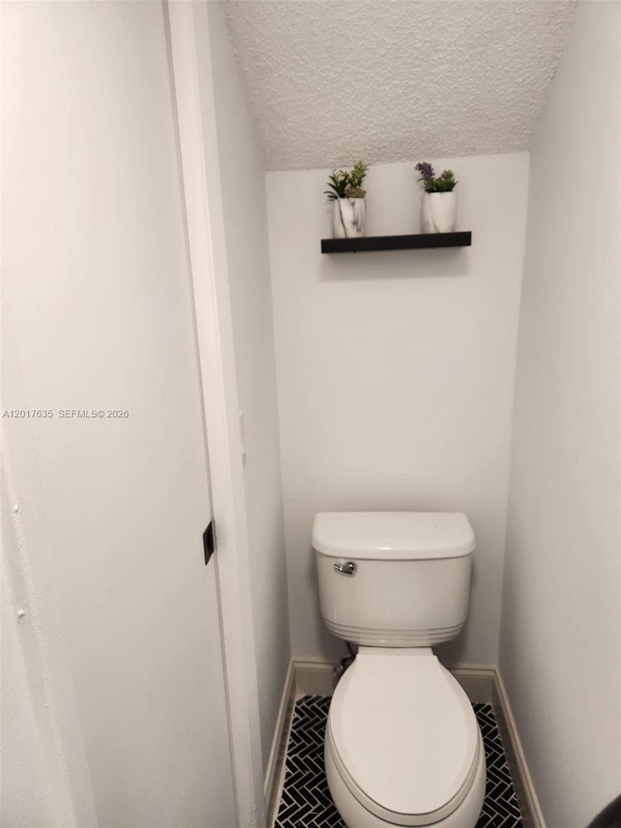 5650 W 26th Ct # 207, Hialeah FL 33016 — 9