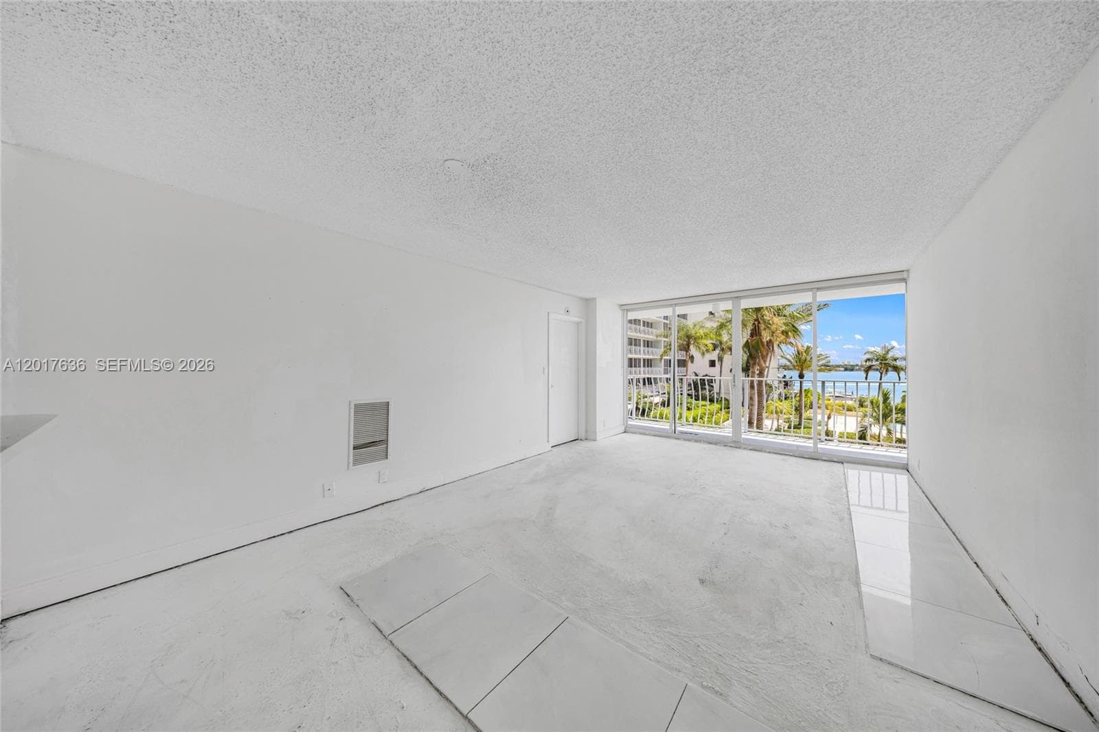 7601 E Treasure Dr # 609, North Bay Village FL 33141 — 1