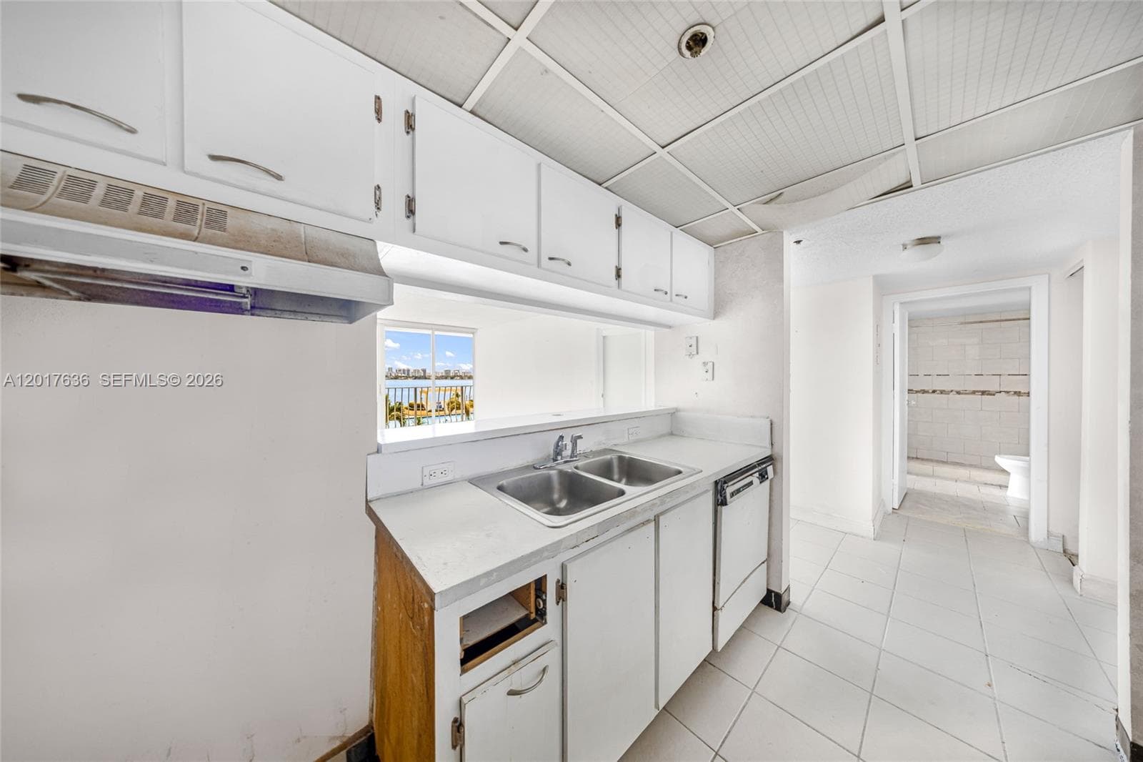 7601 E Treasure Dr # 609, North Bay Village FL 33141 — 9