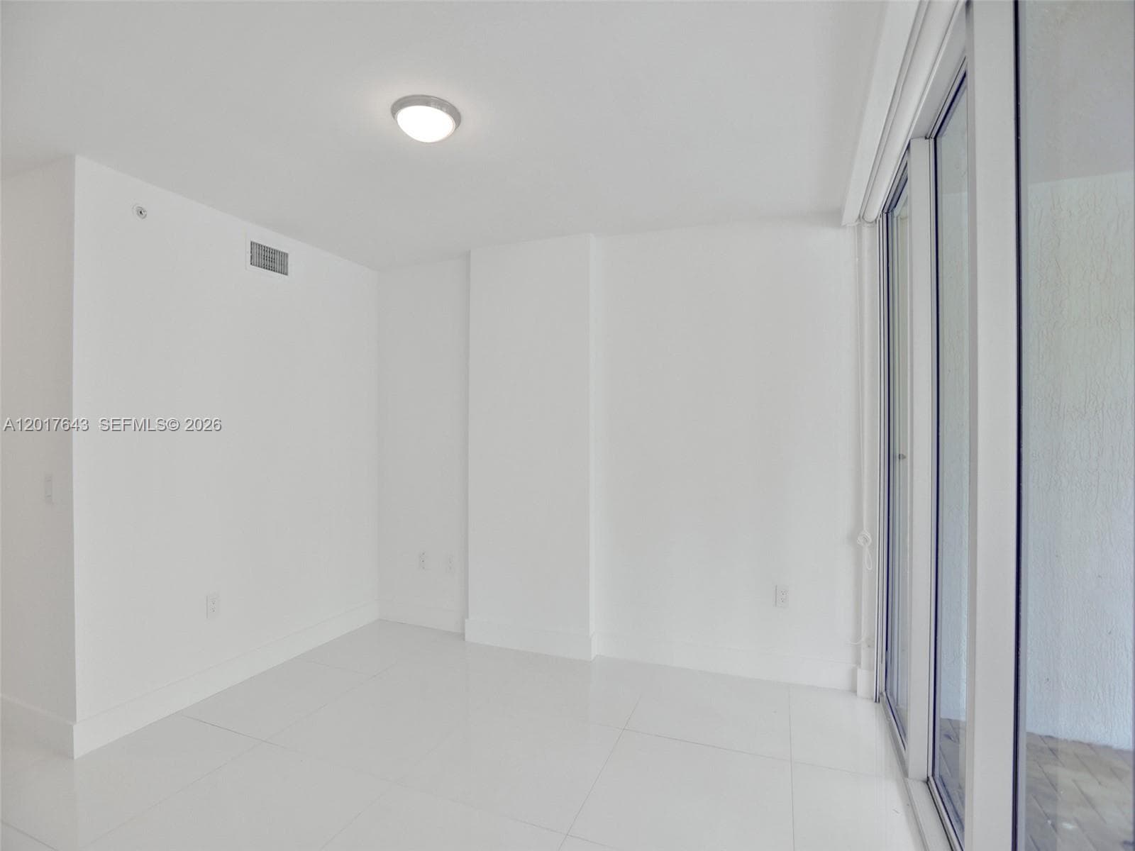 6620 INDIAN CREEK # 114, Miami Beach FL 33141 — 10