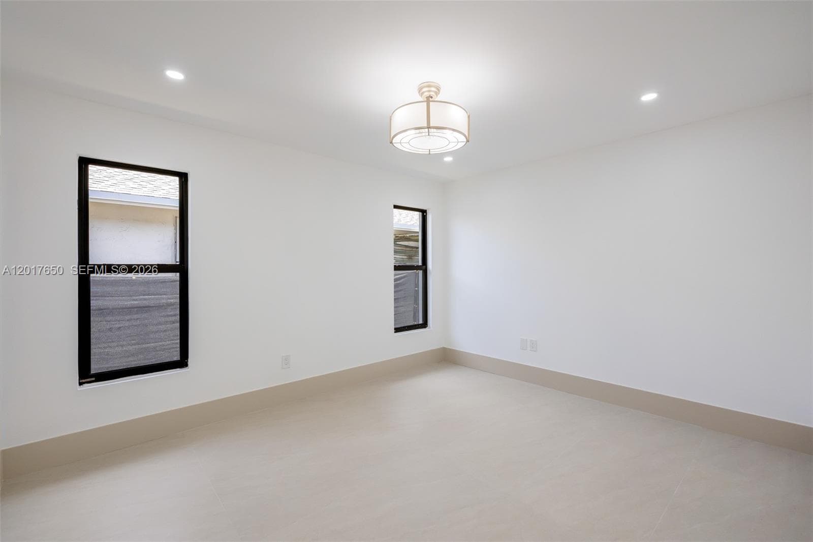 2851 SW 117th Ave, Miami FL 33175 — 28