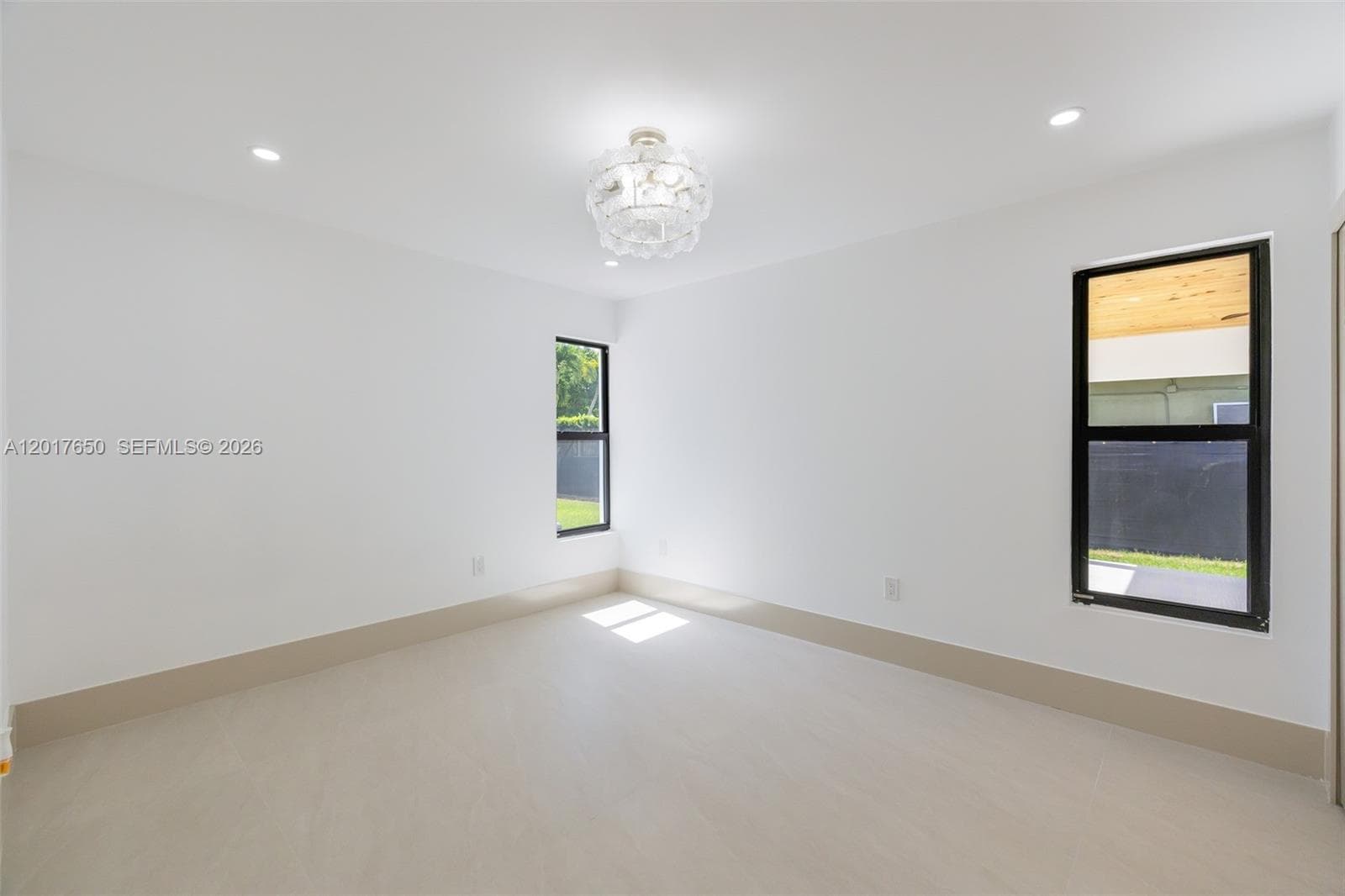 2851 SW 117th Ave, Miami FL 33175 — 35