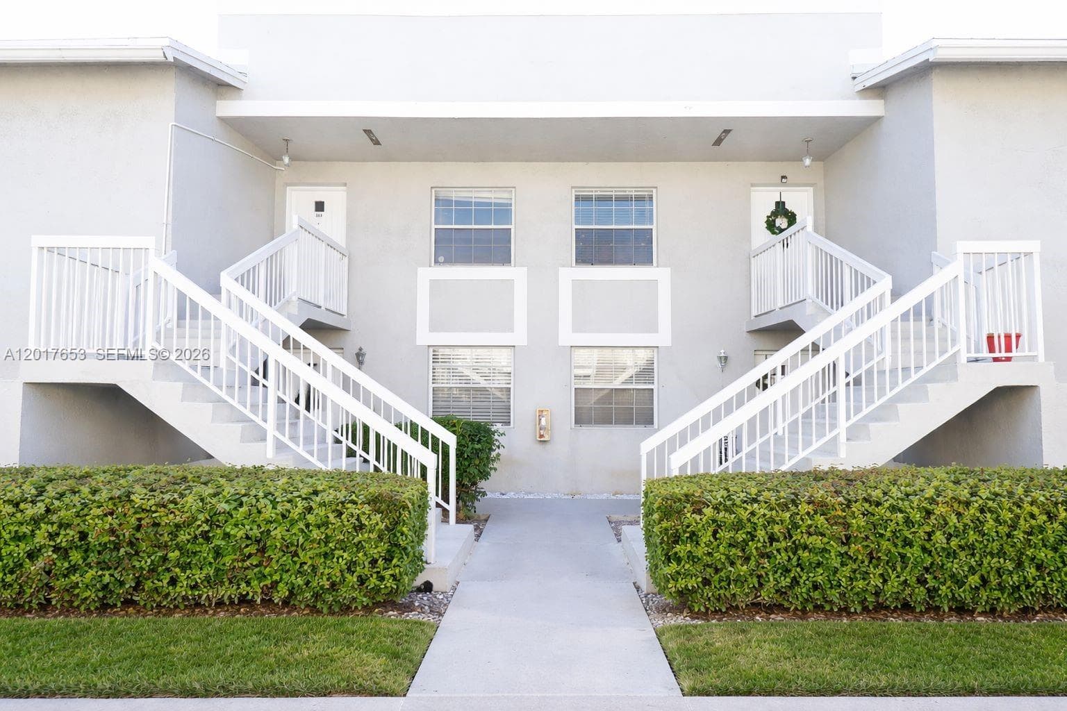 464 NE 210th Circle Ter # 204, Miami FL 33179 — 34