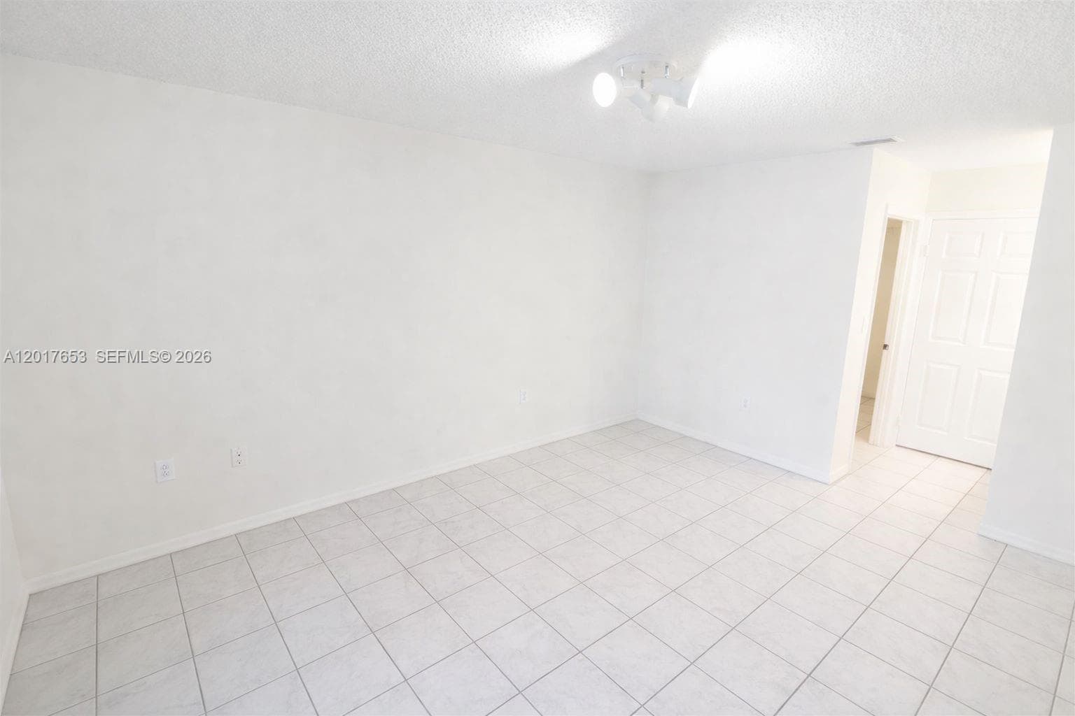 464 NE 210th Circle Ter # 204, Miami FL 33179 — 10