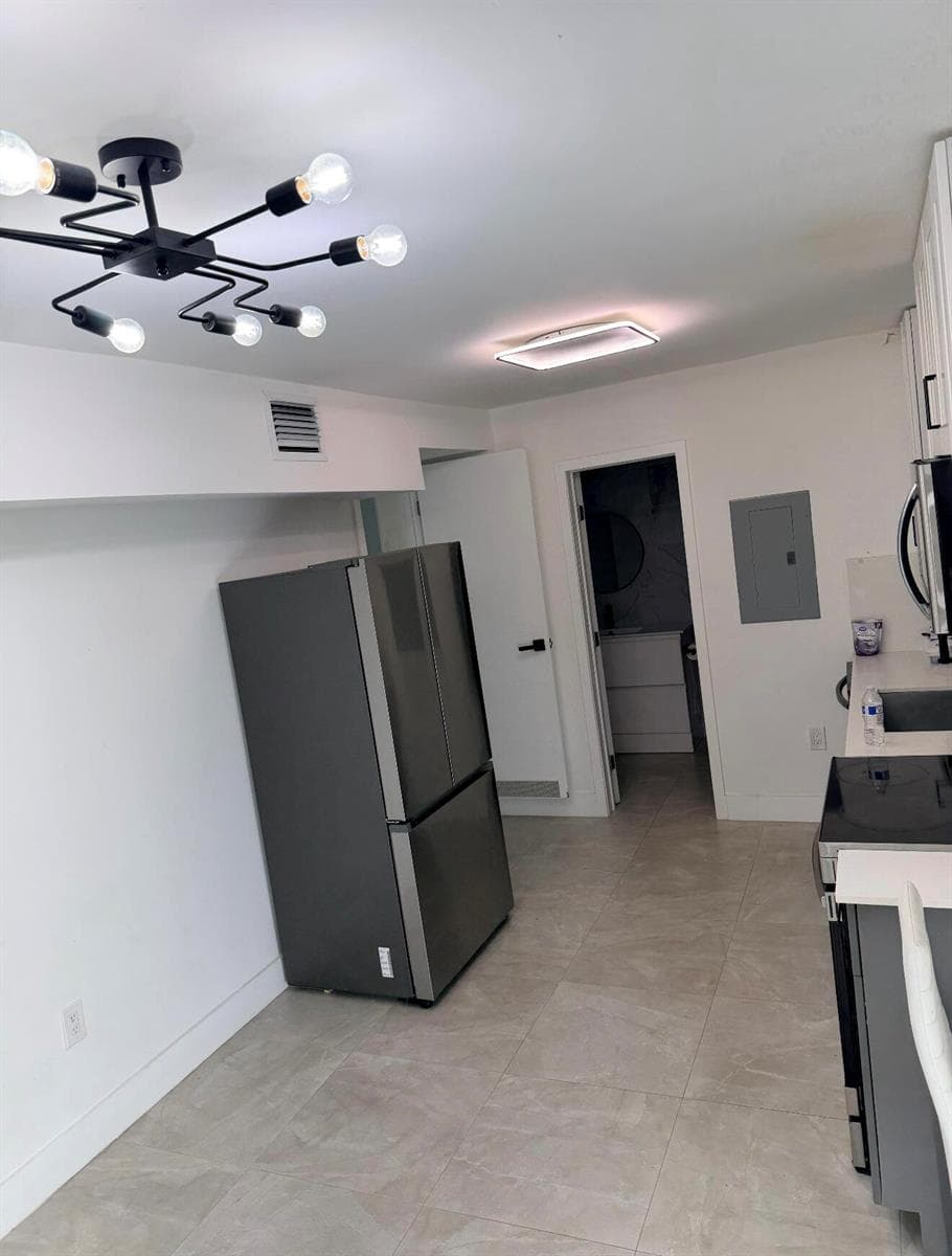 911 79th Terrace # B, Miami Beach FL 33141 — 1