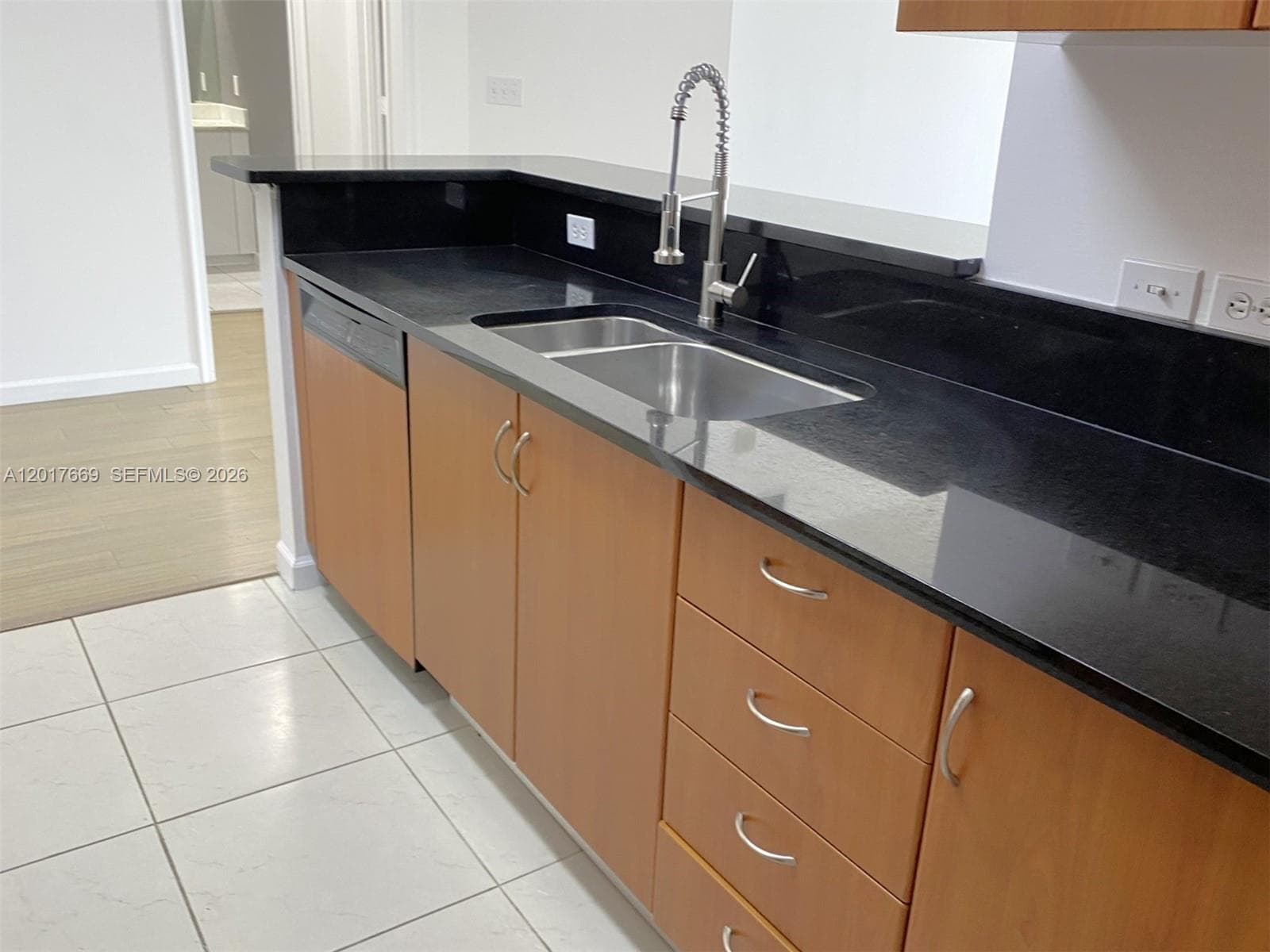 18800 NE 29th Ave # 1028, Aventura FL 33180 — 11