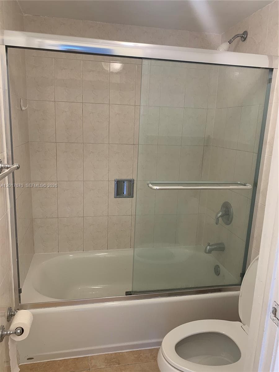1221 SW 122nd Ave # 207, Miami FL 33184 — 11
