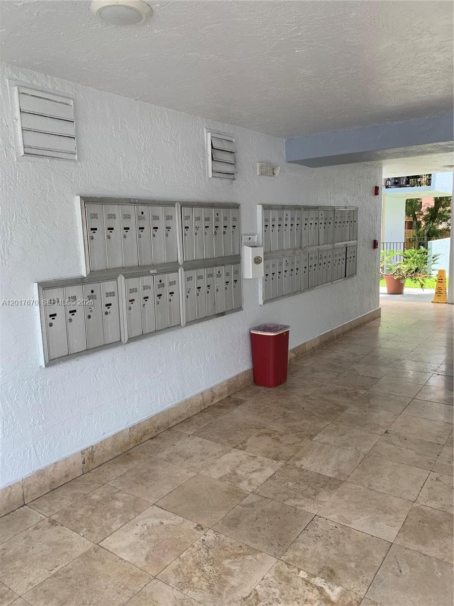 1221 SW 122nd Ave # 207, Miami FL 33184 — 4