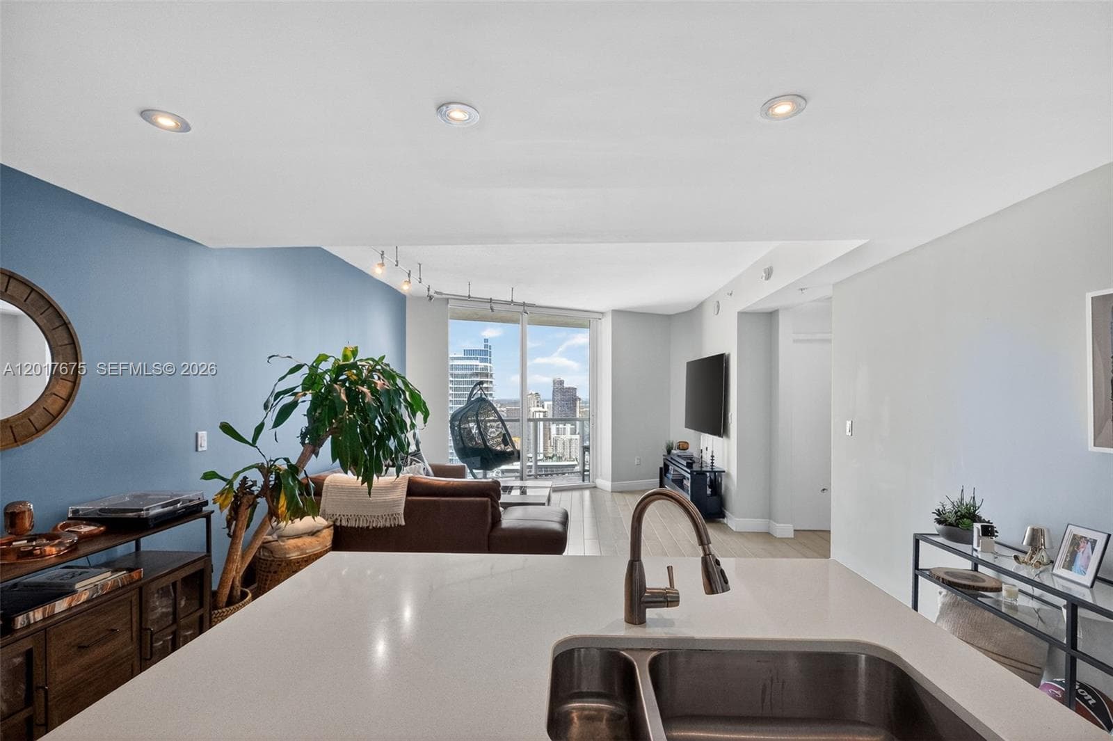 1900 N Bayshore Dr # 4606, Miami FL 33132 — 42