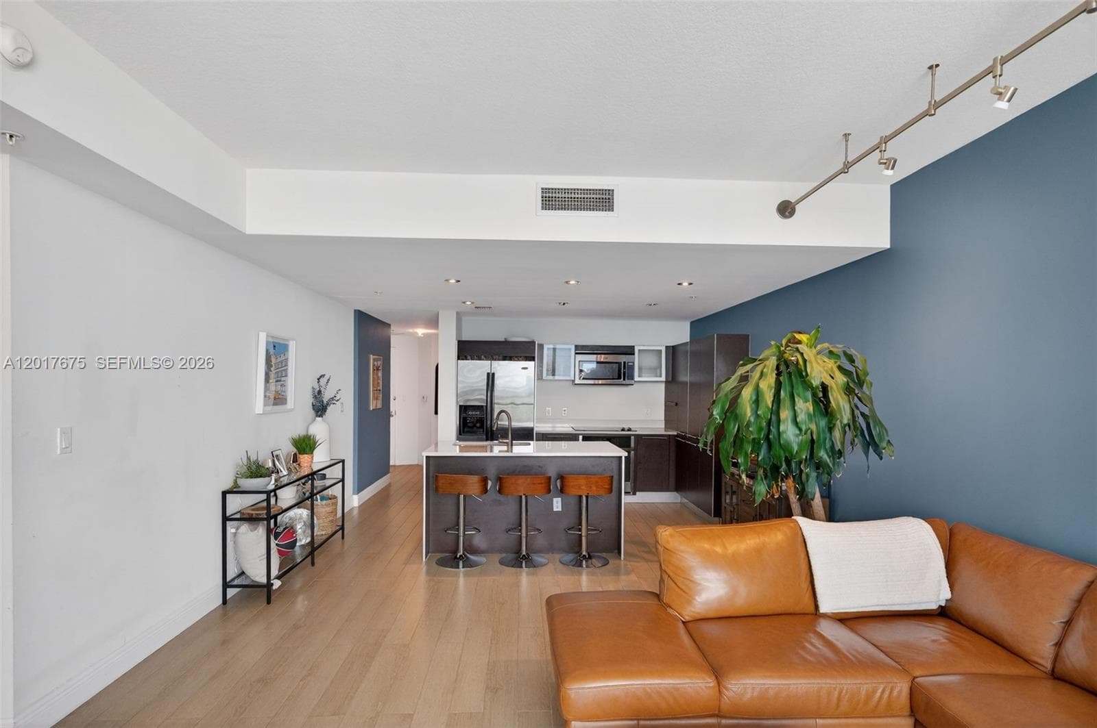 1900 N Bayshore Dr # 4606, Miami FL 33132 — 32