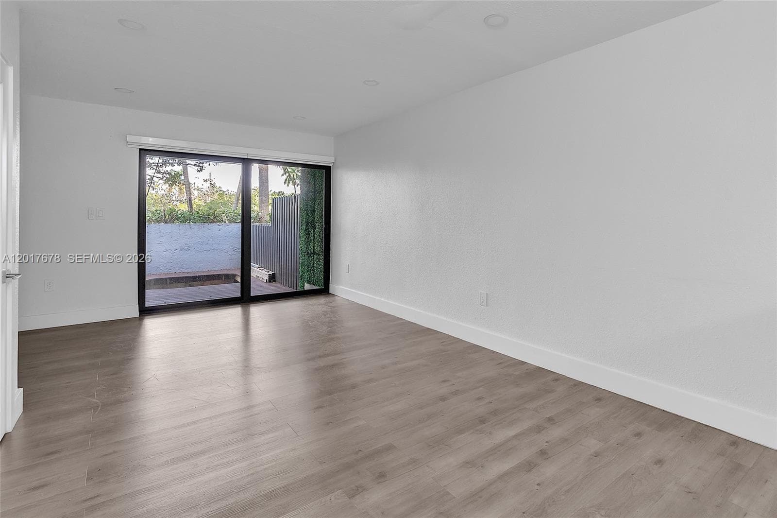 1901 NW S River Dr # 28C, Miami FL 33125 — 11