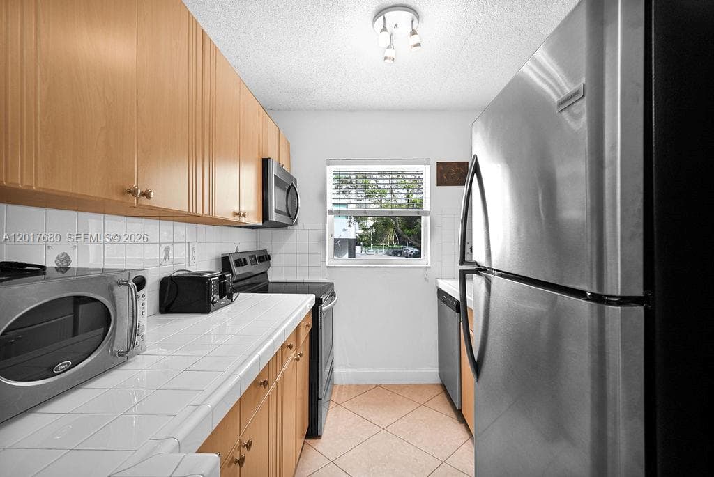 2920 SW 28th Ter # 207, Miami FL 33133 — 6