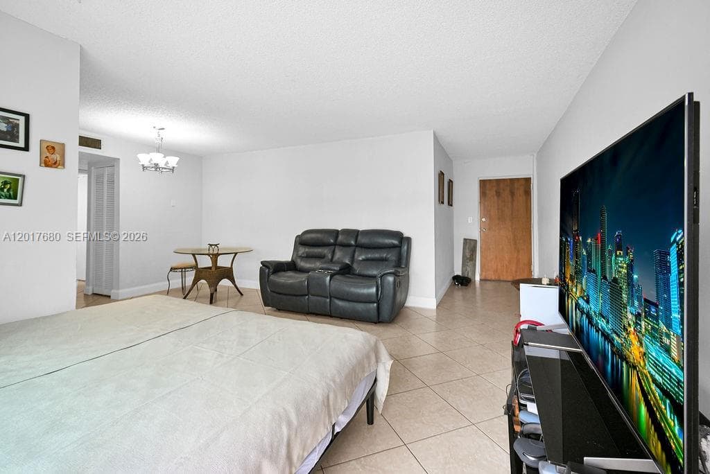 2920 SW 28th Ter # 207, Miami FL 33133 — 26