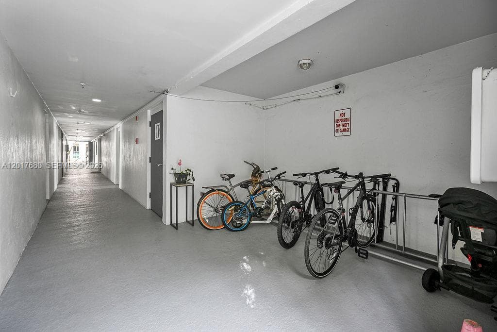 2920 SW 28th Ter # 207, Miami FL 33133 — 36