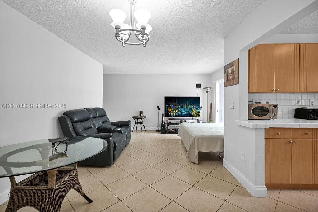 2920 SW 28th Ter # 207, Miami FL 33133 — 9