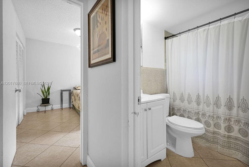 2920 SW 28th Ter # 207, Miami FL 33133 — 19
