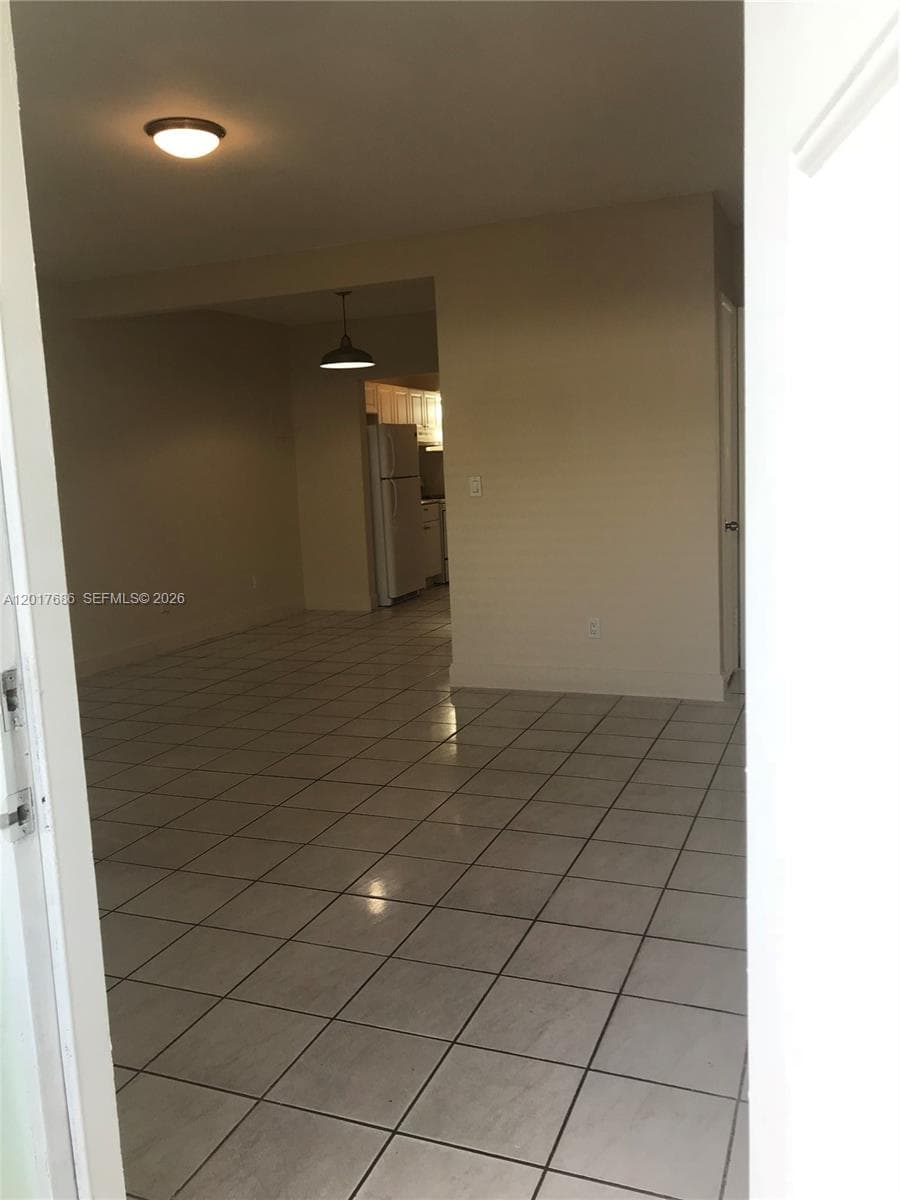 745 81st St # 3, Miami Beach FL 33141 — 3