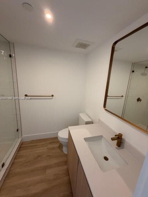 90 NE 32 # 823, Miami FL 33127 — 10