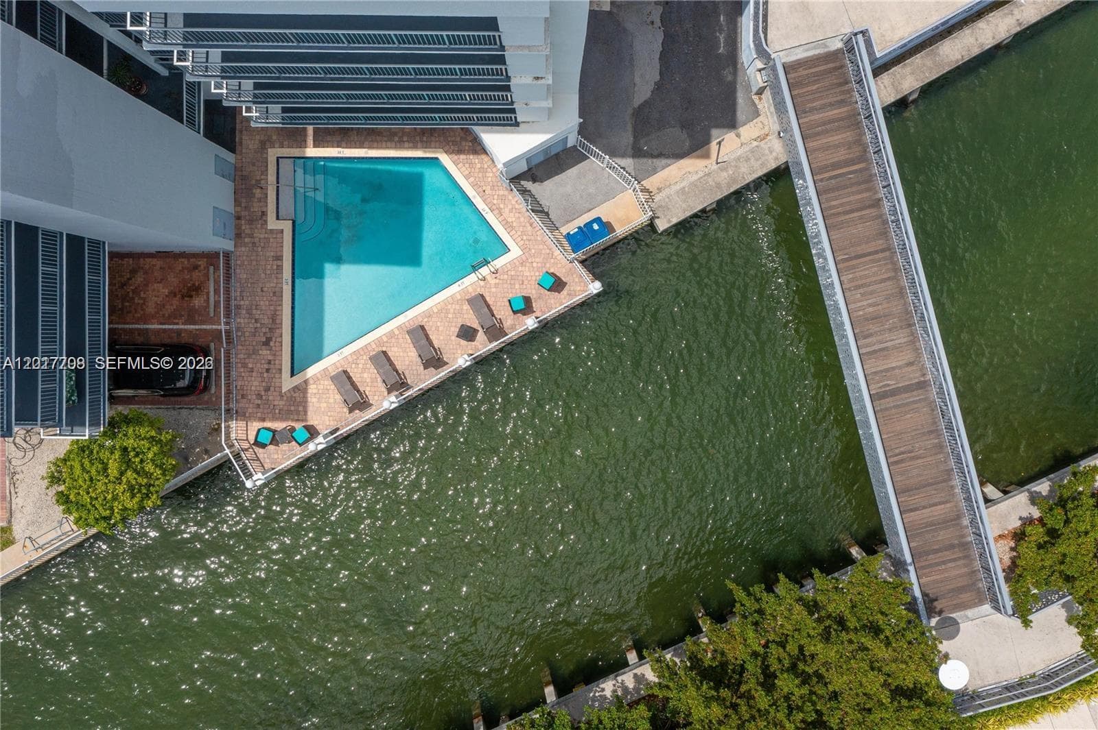 1674 Bay Rd # 302, Miami Beach FL 33139 — 14