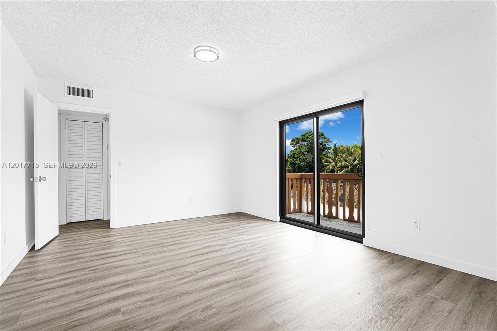 13210 Memorial Hwy # 214, North Miami FL 33161 — 6