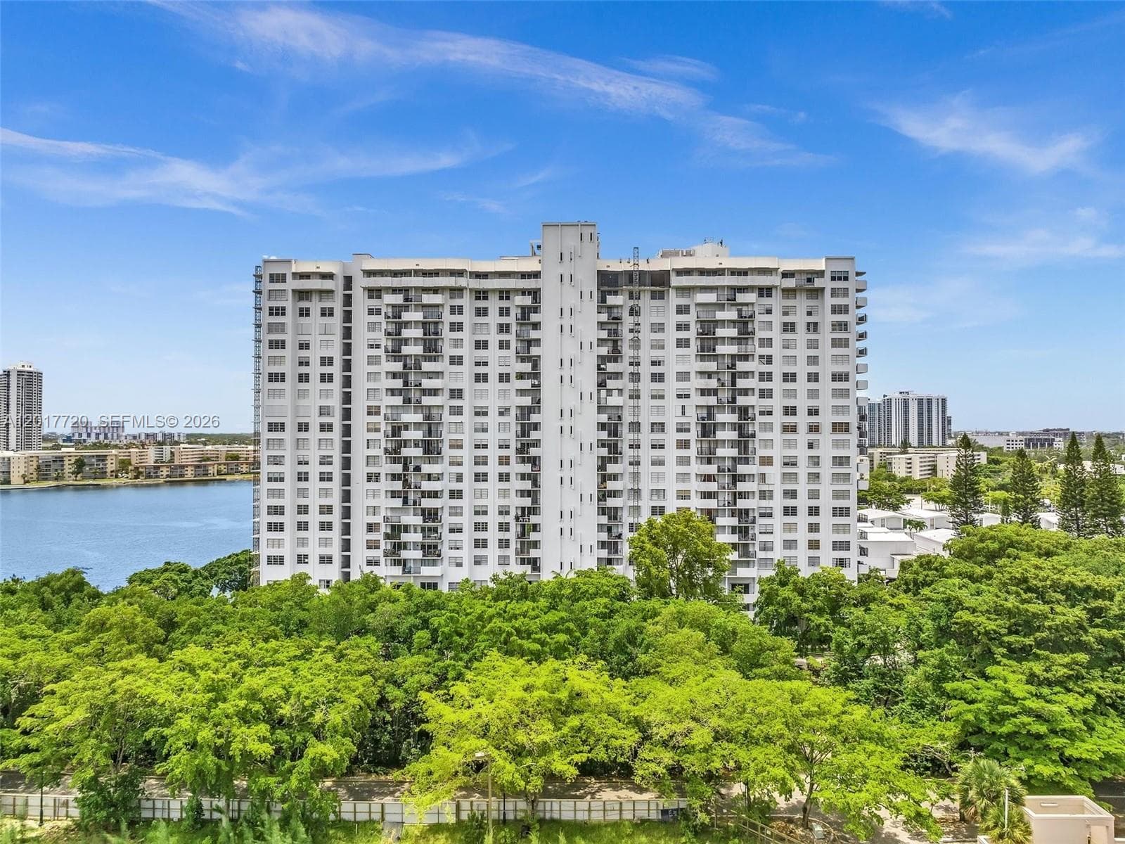 2780 NE 183rd St # 302, Aventura FL 33160 — 31