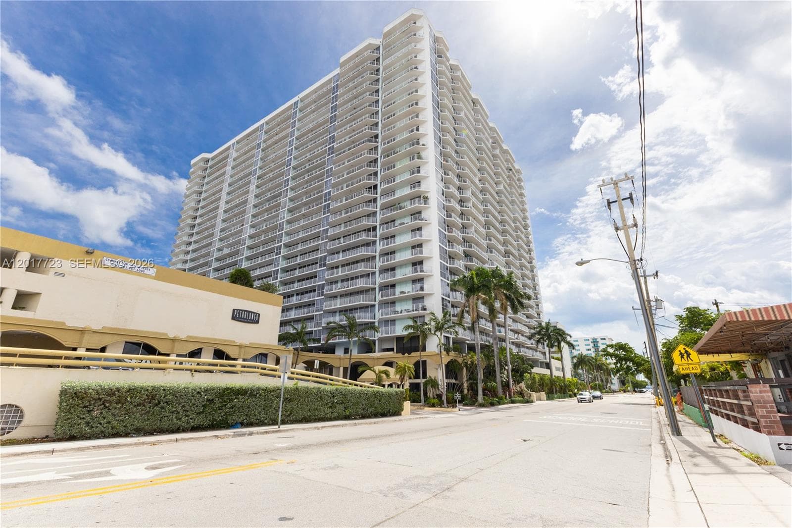 7601 E Treasure Dr # 2001, North Bay Village FL 33141 — 36
