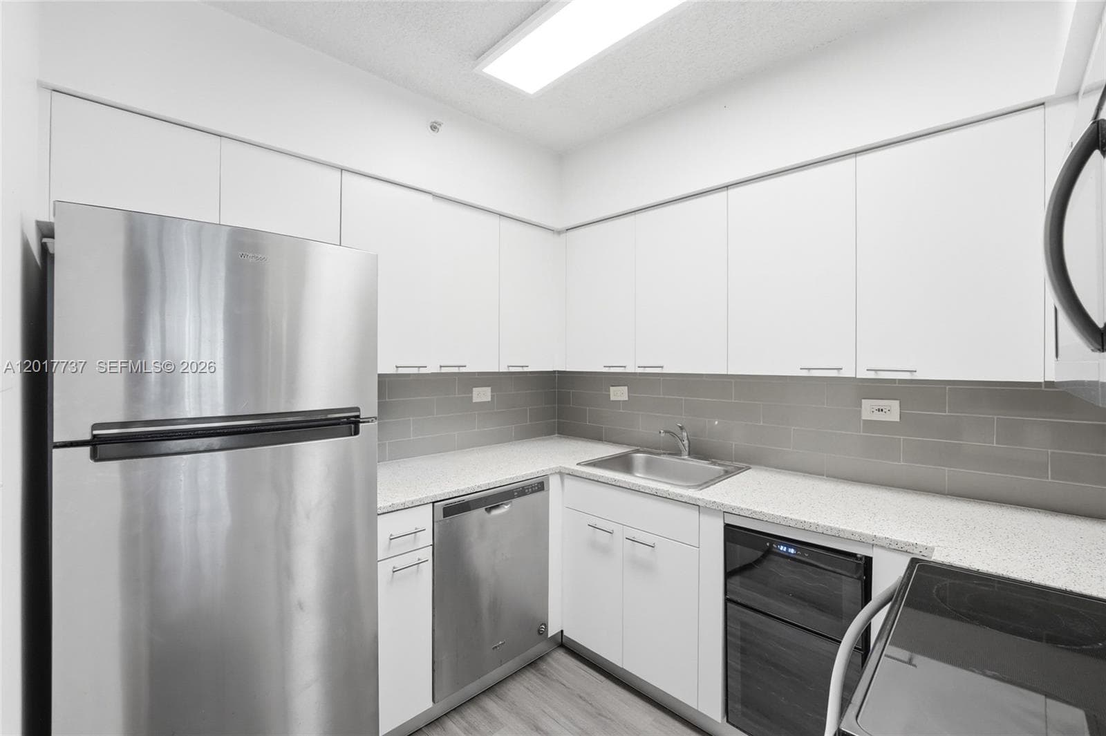 1500 Bay Rd # 666S, Miami Beach FL 33139 — 5