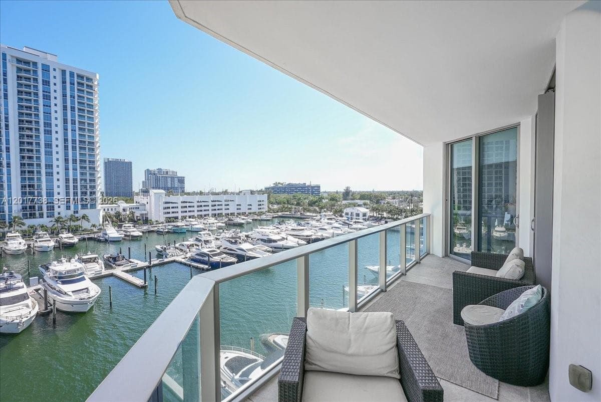 17301 Biscayne Blvd # 605, North Miami Beach FL 33160 — 7