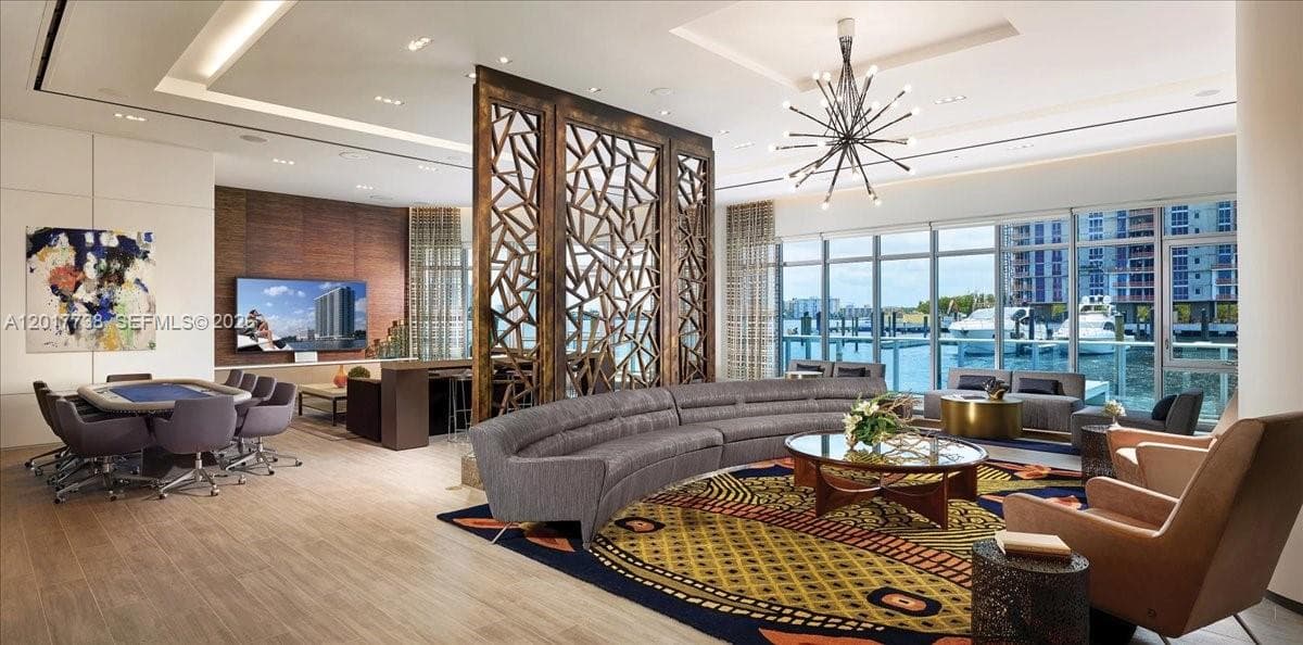 17301 Biscayne Blvd # 605, North Miami Beach FL 33160 — 30