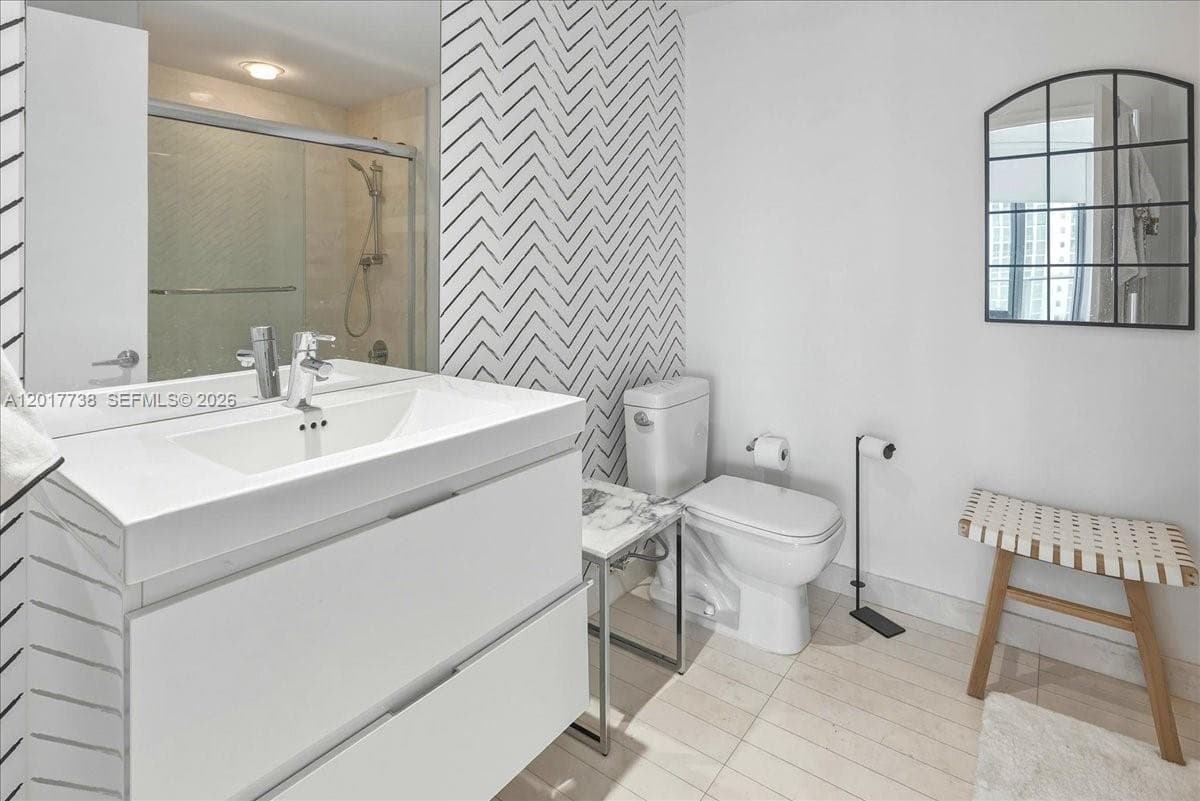 17301 Biscayne Blvd # 605, North Miami Beach FL 33160 — 19