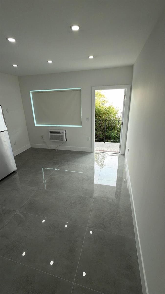 935 Jefferson Avenue # 10, Miami Beach FL 33139 — 4