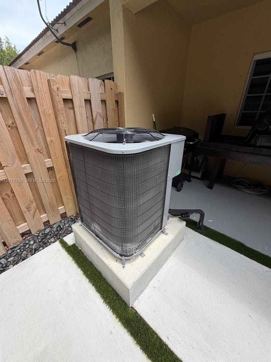 1242 NE 32nd Ave, Homestead FL 33033 — 27