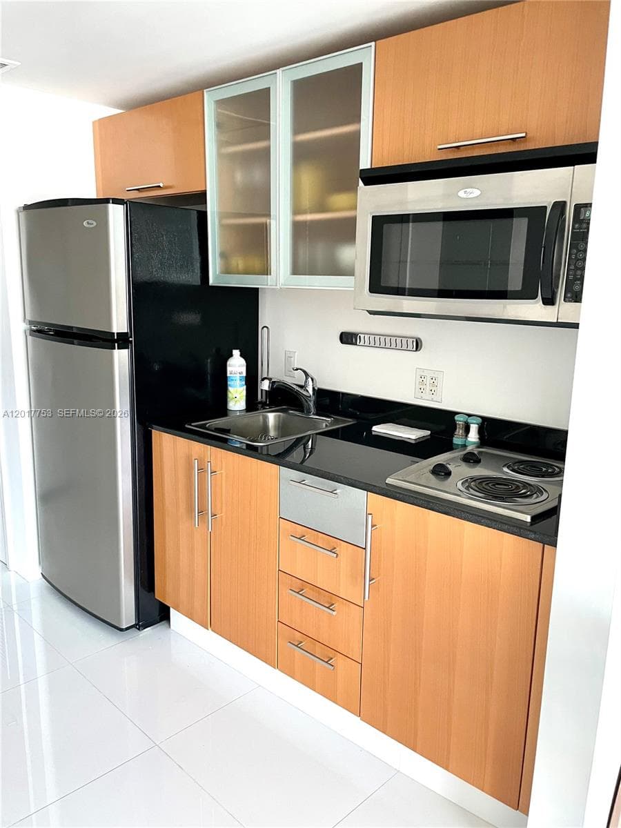 1750 N Bayshore Dr # 1212, Miami FL 33132 — 12