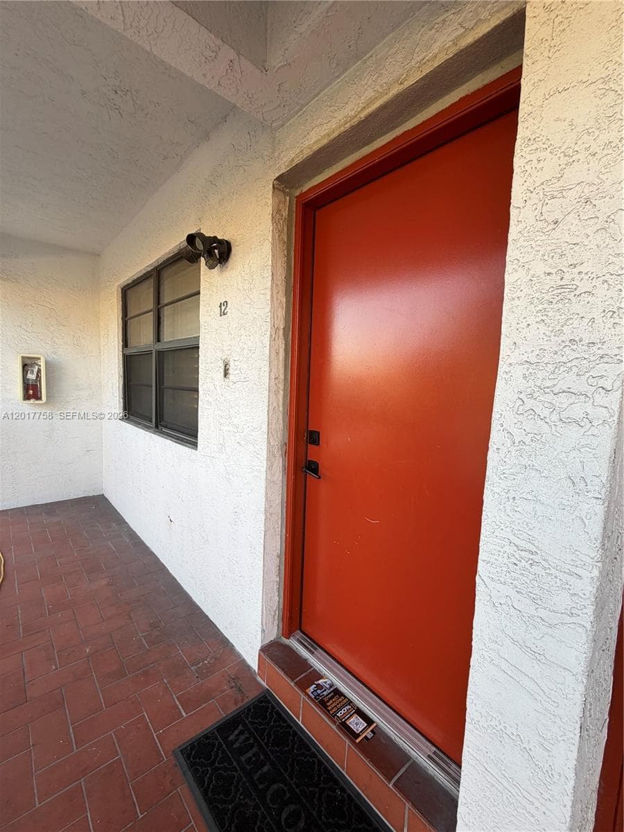 421 Swallow Dr # 12, Miami Springs FL 33166 — 15