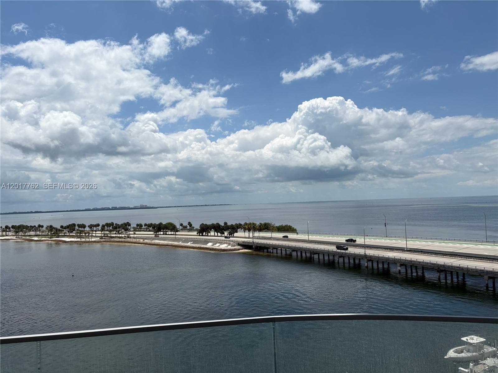 175 SE 25 # 602, Miami FL 33129 — 2