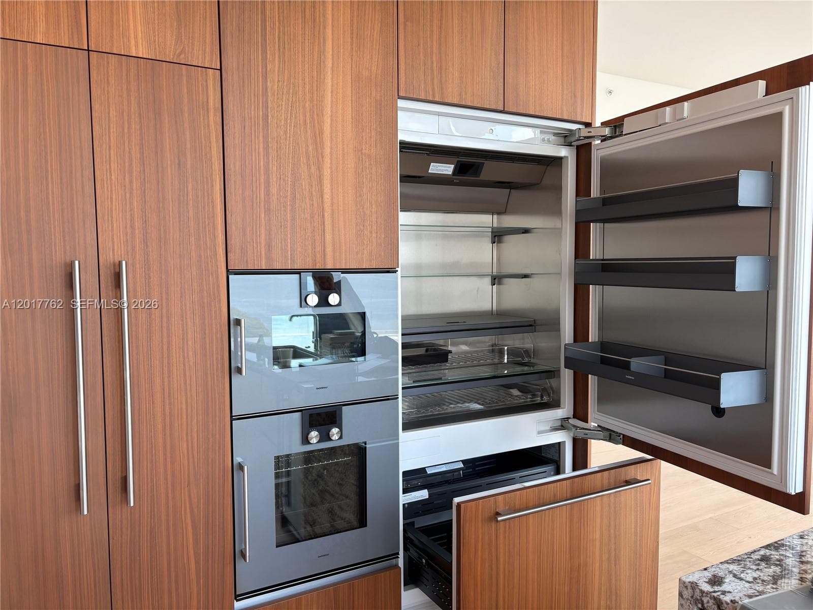 175 SE 25 # 602, Miami FL 33129 — 5