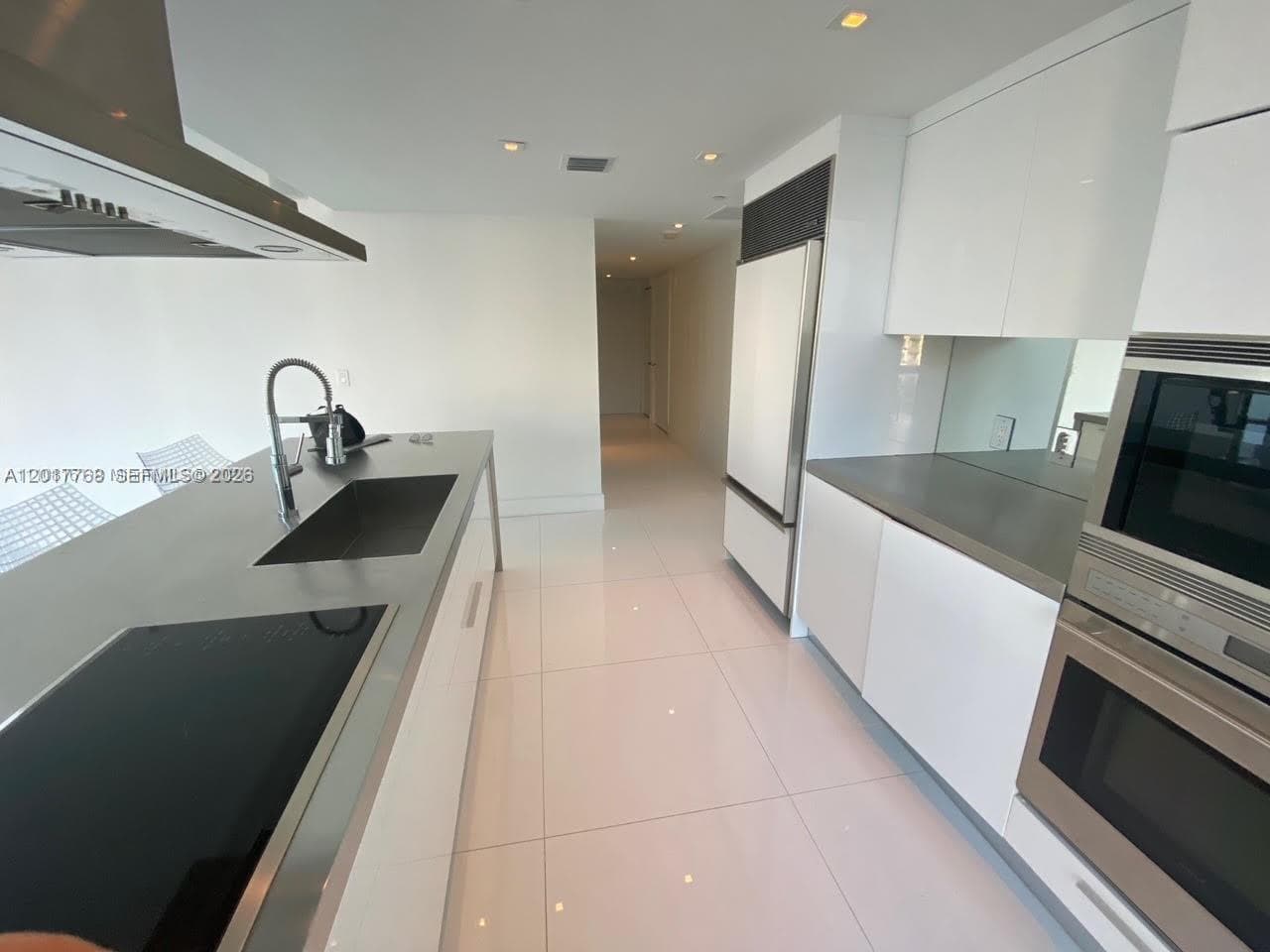 495 Brickell Ave # 2902, Miami FL 33131 — 6