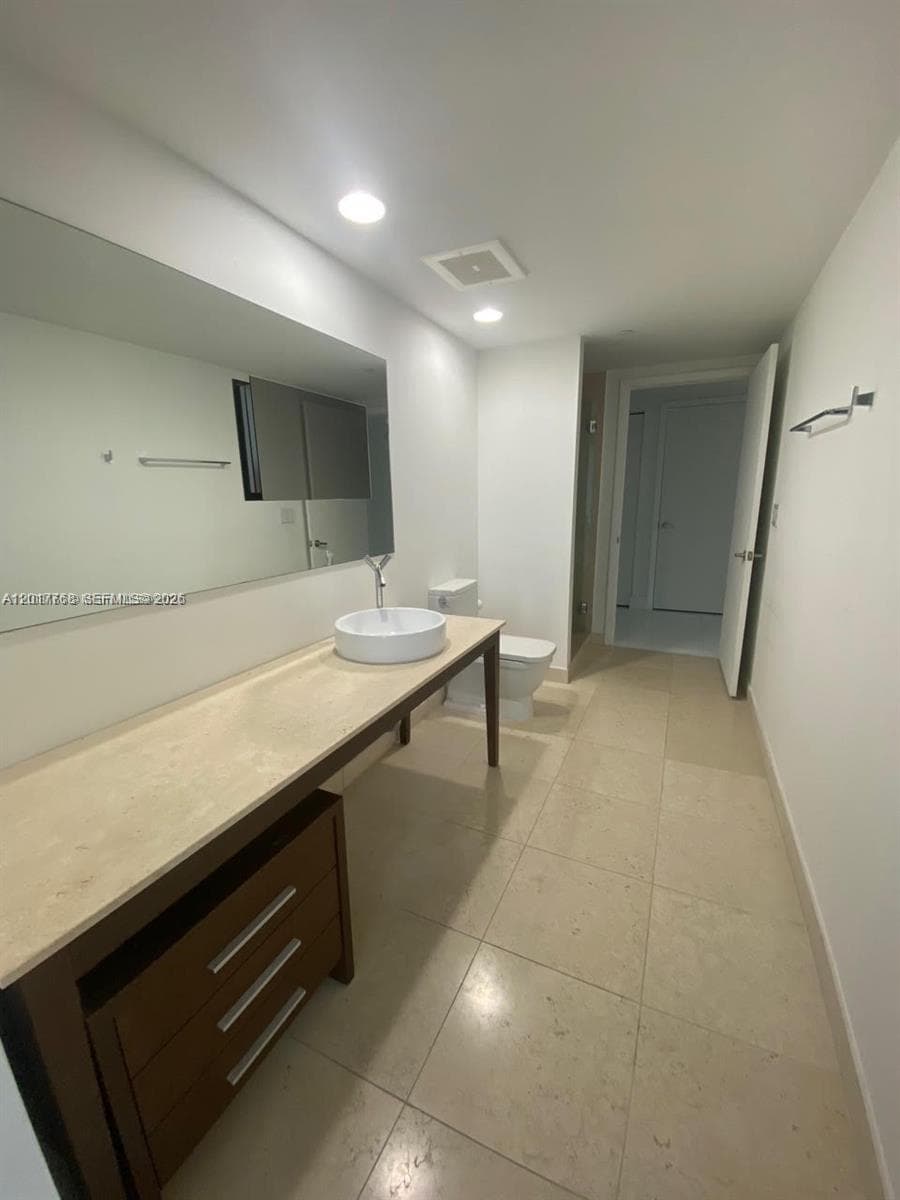 495 Brickell Ave # 2902, Miami FL 33131 — 10