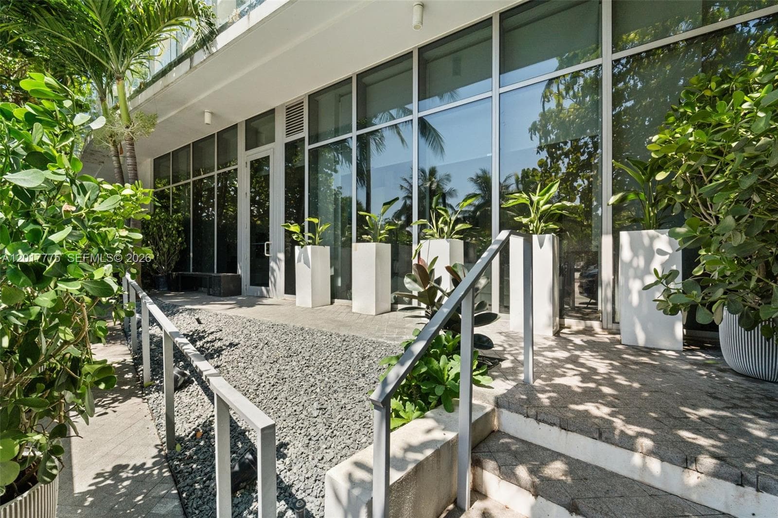 1 Collins Ave # 108, Miami Beach FL 33139 — 1