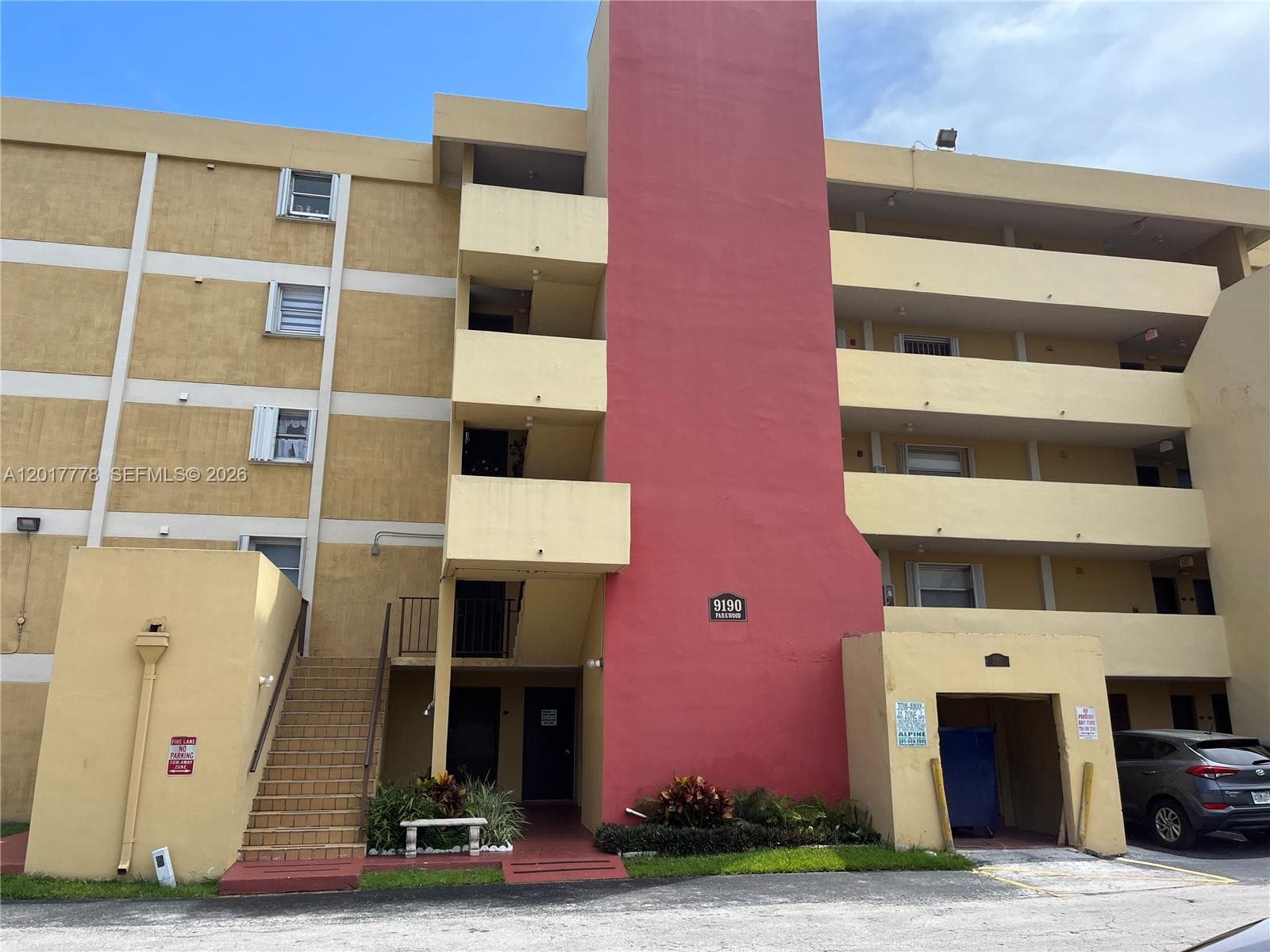 9190 Fontainebleau Blvd # 202, Miami FL 33172 — 1