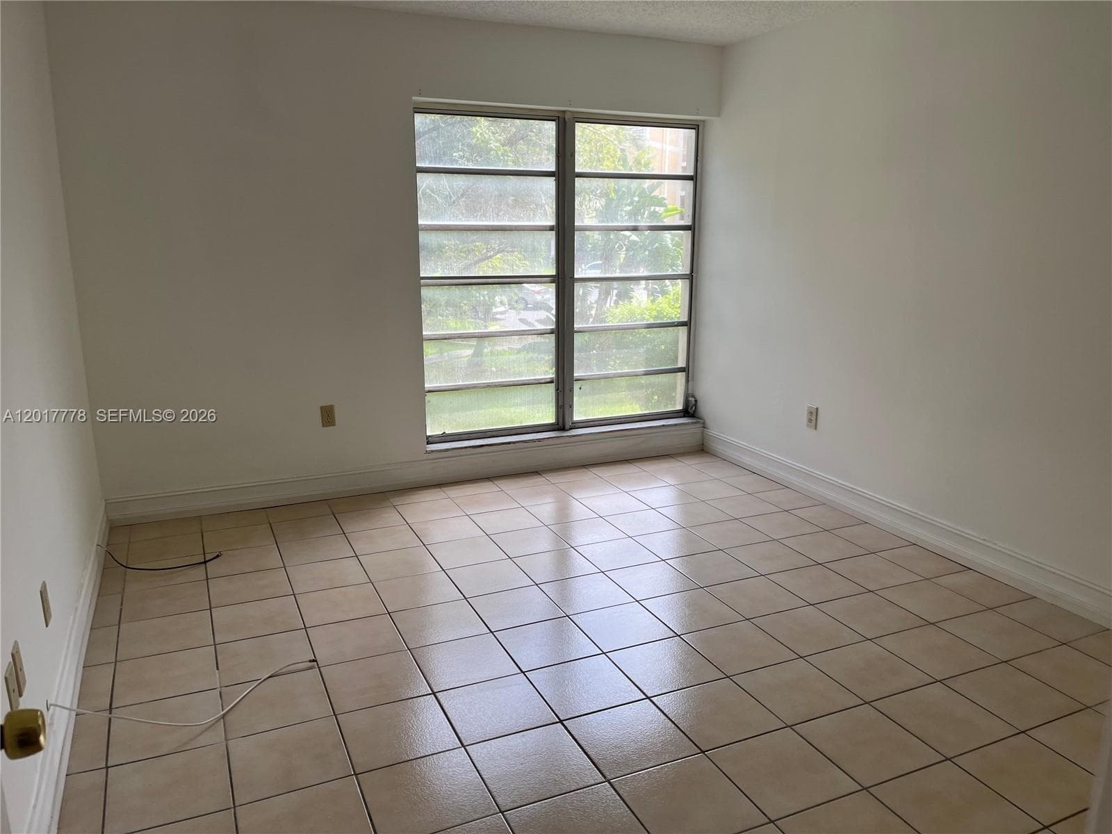9190 Fontainebleau Blvd # 202, Miami FL 33172 — 5
